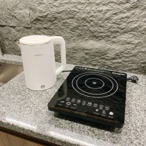 Ấm đun nước siêu tốc chính hãng SKYWORTH S139, dung tích 2L, ruột inox 304