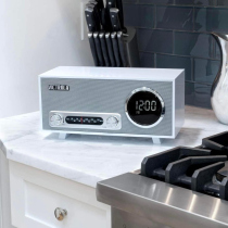 Loa Bluetooth cổ điển hãng VICTROLA - Bluetooth , đài FM , Đồng hồ.